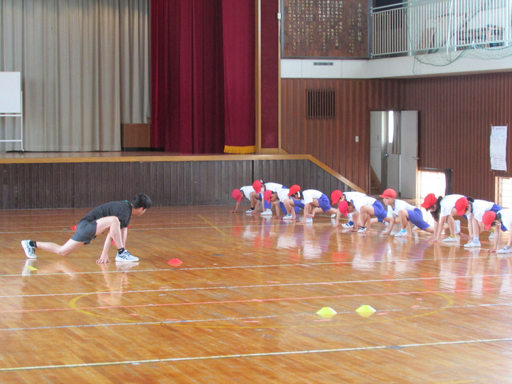 足利市立東山小学校 : 5月15日（木）5年体育 エキスパート